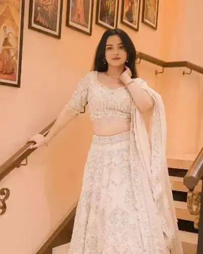 Escort Kapasan